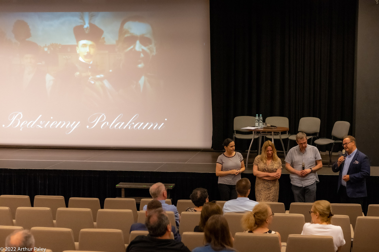 B Dziemy Polakami Pokaz Filmu O Historii Rodziny Goetz W