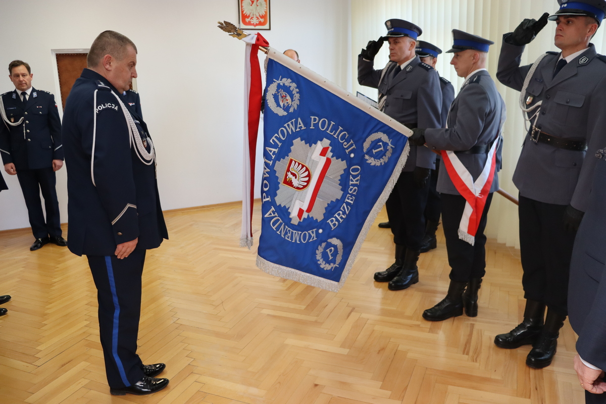 Z Komendą Powiatową Policji w Brzesku żegna się insp. Wacław Daniec / zdjęcia